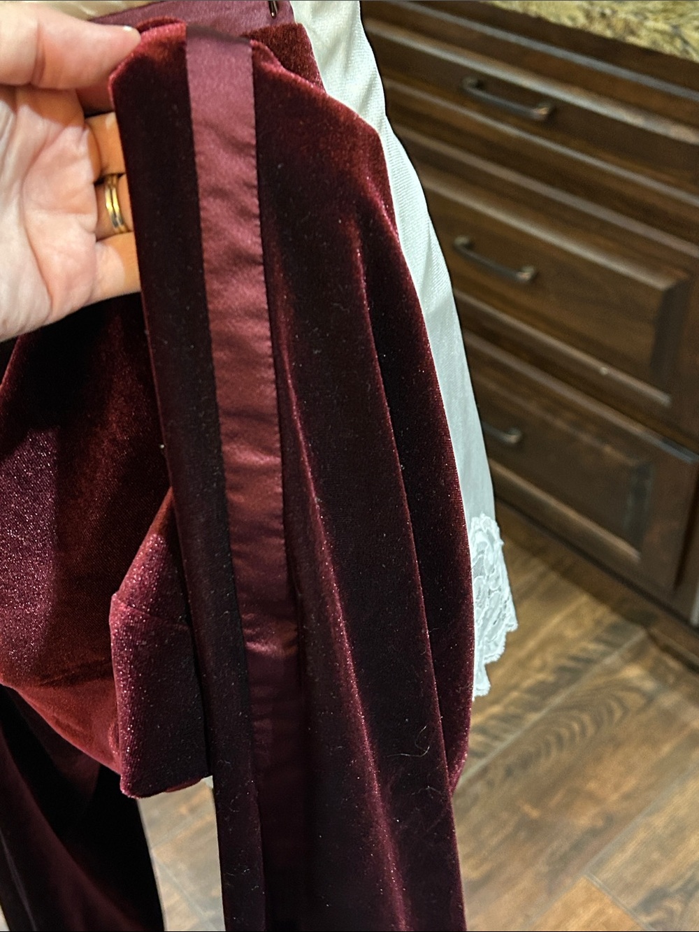 Laundry by Shelli Segal Sz XS Burgundy Velvet Wide-Leg Pants - Tuxedo - Picture 3 of 4